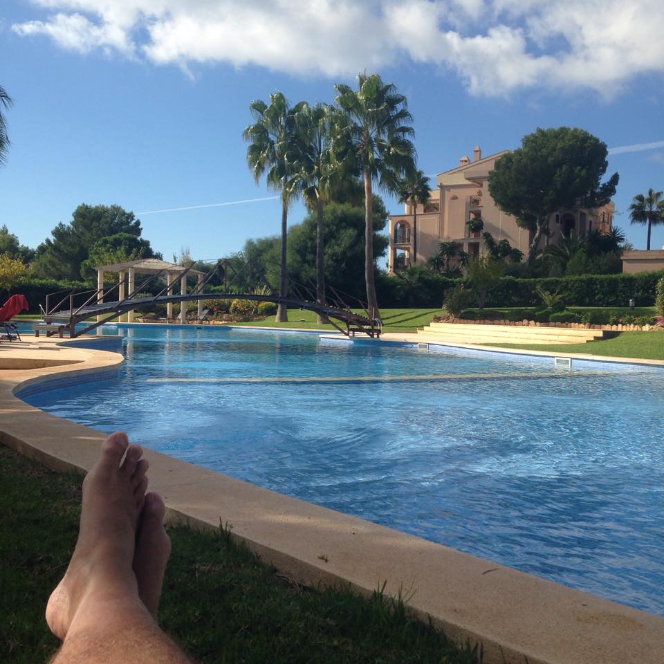 CB28F2BB-AA32-40B2-837D-EFDF966CEFF0