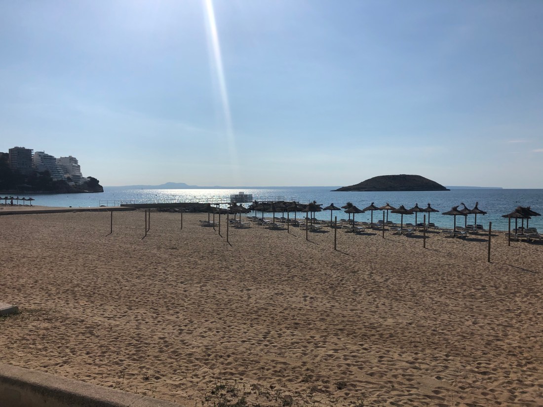 8A73D7A2-98F9-415B-AADC-75BD57BBB05E